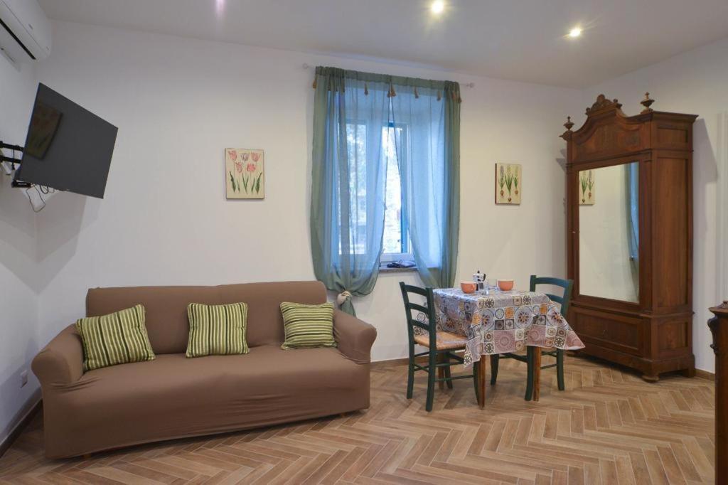 Podere Sant'antonio Da Zio Gino Apartment
